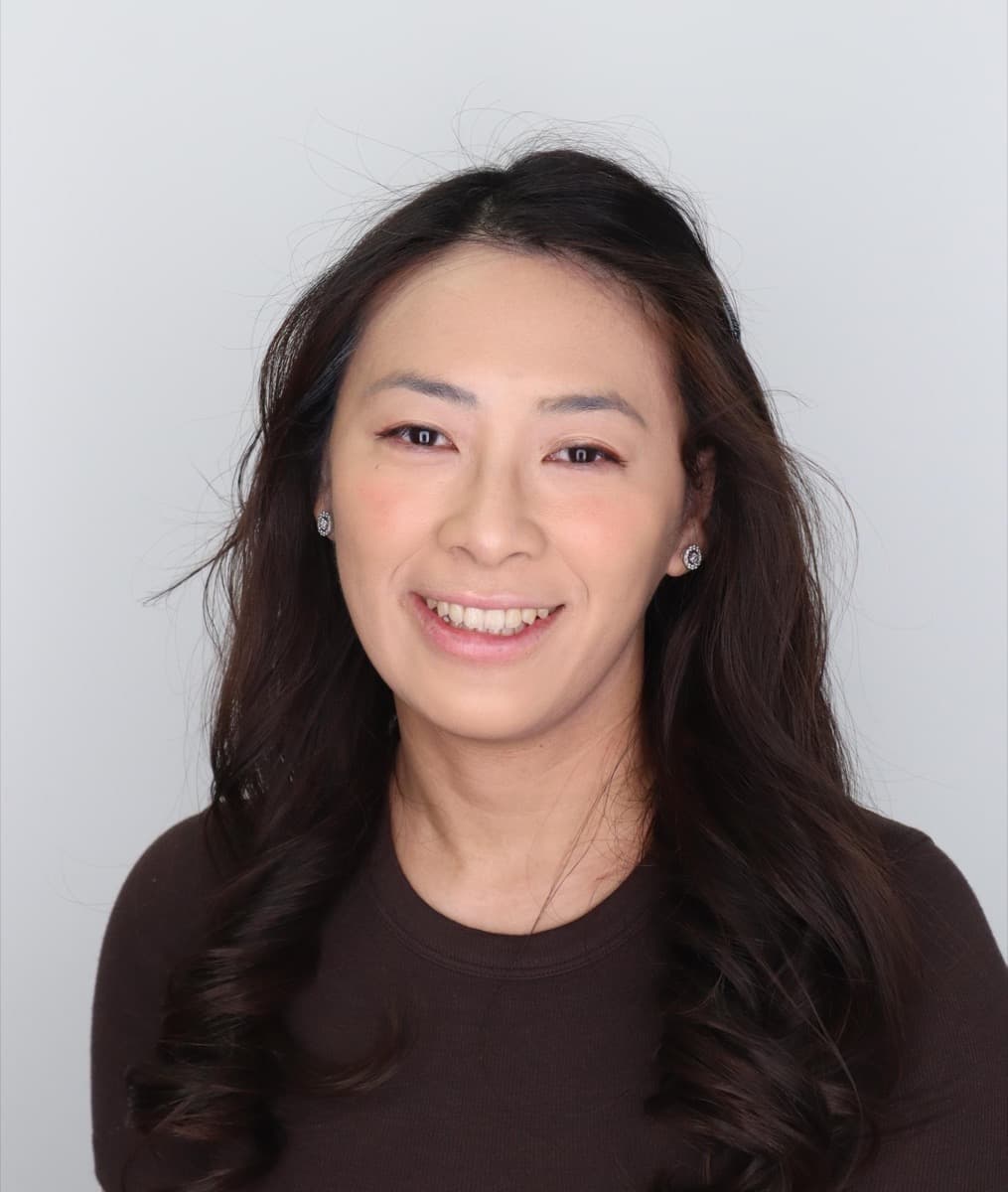 Headshot of Dr. Jennifer Nguyen Seo Headshot of Dr. Jennifer Nguyen Seo